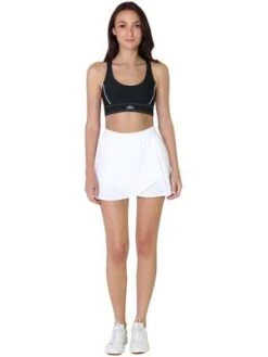 Alo YogaALO Aces Tennis Skirt - White 9 Alo YogaALO Aces Tennis Skirt - White -AGOLDE Shop ALO Aces Tennis Skirt In White 20230804200544 3