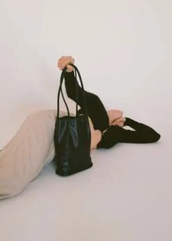 ARE StudioFrances Bag -AGOLDE Shop ARE Studio Frances Bag 20230916005248