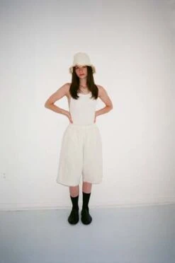 Ashley RoweBAGGY DENIM SHORTS - CREAM