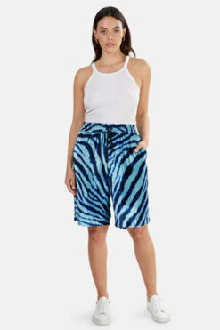 R13Baggy Short - Teal Zebra -AGOLDE Shop Baggy Short Teal Zebra 20220810210953 3