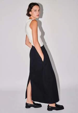 NEUWBarrett Skirt - Black 3 NEUWBarrett Skirt - Black