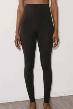 BaserangeOleta Legging - Black