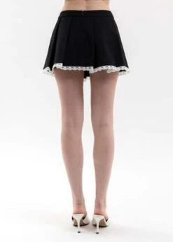 Shushu/TongLace-Trimmed Pleated Skirt - Black -AGOLDE Shop Black Lace Trimmed Pleated Skirt 20230318103113 3
