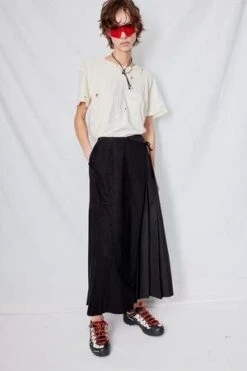 WNDERKAMMERPleats Wrap Skirt - Black -AGOLDE Shop Black Pleats Wrap Skirt 20231018003709