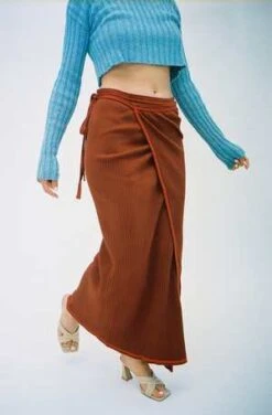 BaserangeBrig Skirt - Punica -AGOLDE Shop Brig Punica Skirt 20230806034147 2