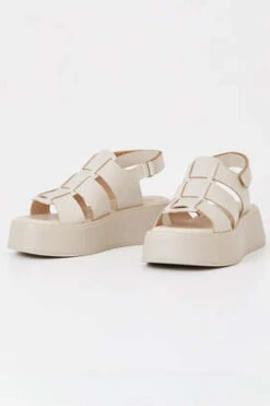 VagabondCOURTNEY FISHERMAN SANDALS - OFF WHITE