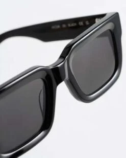 Chimi Eyewear05 Sunglasses - Black -AGOLDE Shop Chimi 05 sunglasses Black 20230804081038 3