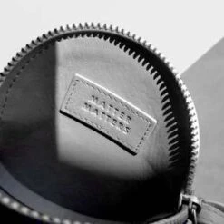 Matter Matters GalleryEclipse Round Coin Purse- Black -AGOLDE Shop Eclipse Round Coin Purse Black 20220322175447 2