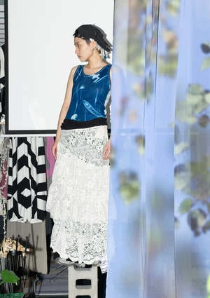 Evade HouseMIRANDA SKIRT - White 2 Evade HouseMIRANDA SKIRT - White