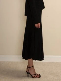PureCashmere NYCFlared Rib Skirt - Black -AGOLDE Shop Flared Rib Skirt Black 20211014195149 1