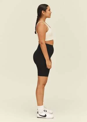 Girlfriend CollectiveHigh-Rise Bike Short - Black 7 Girlfriend CollectiveHigh-Rise Bike Short - Black - Image 5