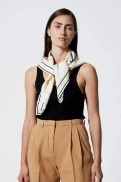 House Of DagmarSilk Scarf - Off White/Print -AGOLDE Shop House of Dagmar Silk Scarf 20220323054217 1