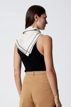 House Of DagmarSilk Scarf - Off White/Print -AGOLDE Shop House of Dagmar Silk Scarf 20220323054217