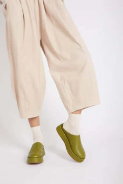 Intentionally BlankINTENTIONALLY RISEN PLATFORM MULE - Black -AGOLDE Shop INTENTIONALLY RISEN PLATFORM MULE Black 20230719013633