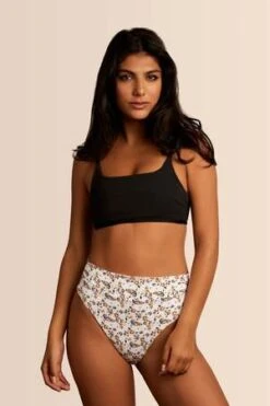 June SwimwearHaut Frankie - Black Cat 7 June SwimwearHaut Frankie - Black Cat -AGOLDE Shop JUNE SWIMWEAR HAUT FRANKIE BLACK CAT ES23 20221201162349