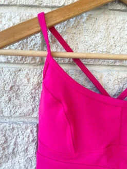 VarleyLet's Move Irena Bra - Vibrant Fuchsia -AGOLDE Shop LET S MOVE IRENA BRA 20230403225457