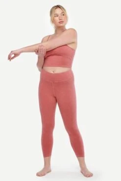 LACAUSA ClothingVenus Leggings - Mesa 16 LACAUSA ClothingVenus Leggings - Mesa -AGOLDE Shop Lacausa Venus Leggings Mesa 20210412163945