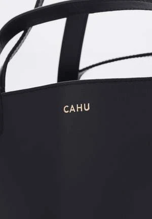 CAHULe Pratique Small Bag - Black 4 CAHULe Pratique Small Bag - Black - Image 2
