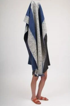 ScarvesLiving Large Shawl - Blue