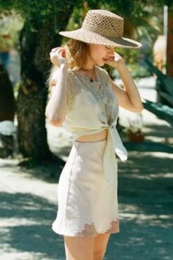 Merritt CharlesMemphis Skirt - Soft Rose -AGOLDE Shop Memphis Skirt I Soft Rose 20230206230040 1