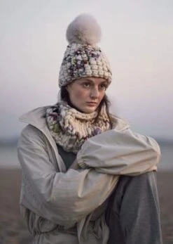 Mischa Lamperttwombly Small Snood - Off White -AGOLDE Shop Mischa Lampert twombly small snood Off white 20210802191409