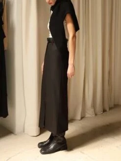 Moon RiverFront Slit Belted Midi Skirt - Black -AGOLDE Shop Moon River Front Slit Belted Midi Skirt Black 20231012191315 1