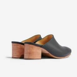 NisoloAll-Day Heeled Mule - Black -AGOLDE Shop Nisolo All Day Heeled Mule Black 20230817170459