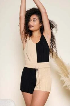 Whimsy + RowWhimsy + Row Ollie Set - Latte/Black 10 Whimsy + RowWhimsy + Row Ollie Set - Latte/Black -AGOLDE Shop Ollie set in Latte Black 20220427215118 2