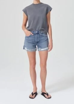 AGOLDEParker Long Denim Short With Cuff - Heatwave 9 AGOLDEParker Long Denim Short With Cuff - Heatwave -AGOLDE Shop Parker Long Denim Short with Cuff in Heatwave 20230329014658 2