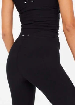 The UpsidePeached Midi Pant - Black -AGOLDE Shop Peached Midi Pant in Black 20220527025340 4