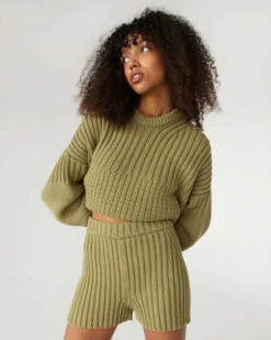 The Knotty OnesPilnatis Cotton Shorts - Olive -AGOLDE Shop Pilnatis Cotton Shorts Olive 20230227232653 2