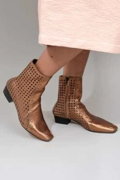 Rachel ComeyStudded Cove Boot - Bronze 8 Rachel ComeyStudded Cove Boot - Bronze -AGOLDE Shop Rachel Comey Studded Cove Boot Bronze 20230222193840 1