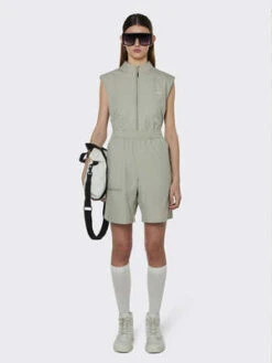 RainsWoven Shorts - Cement -AGOLDE Shop Rains Woven Shorts in Cement 20220715171939