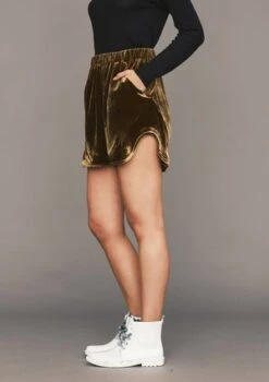 BERENIKSilk Velvet Shorts - Gold