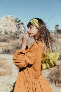 A PERFECT NOMADA Perfect Nomad Silk Head Scarf -AGOLDE Shop SILK HEAD SCARF 20200525183439 2