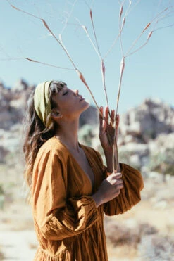 A PERFECT NOMADA Perfect Nomad Silk Head Scarf -AGOLDE Shop SILK HEAD SCARF 20200525183440 3