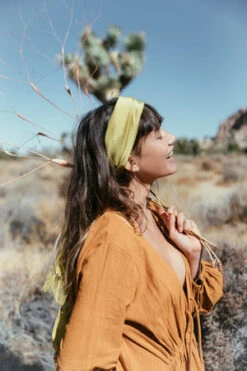 A PERFECT NOMADA Perfect Nomad Silk Head Scarf -AGOLDE Shop SILK HEAD SCARF 20200525183442