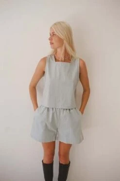 Mimi HolvastScrunchie Seersucker Shorts - Dusty Blue -AGOLDE Shop Scrunchie Shorts Dusty Blue Seersucker 20221211054833 1