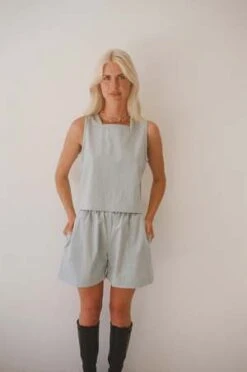 Mimi HolvastScrunchie Seersucker Shorts - Dusty Blue -AGOLDE Shop Scrunchie Shorts Dusty Blue Seersucker 20221211054833 2