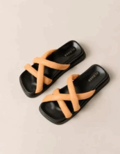 AlohasSlip On Cross - Tangy Orange
