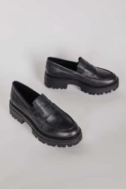 Intentionally BlankTRIO LUG SOLE OXFORD - Black -AGOLDE Shop TRIO LUG SOLE OXFORD 20230830002602