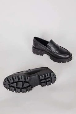 Intentionally BlankTRIO LUG SOLE OXFORD - Black -AGOLDE Shop TRIO LUG SOLE OXFORD 20230830002603 1