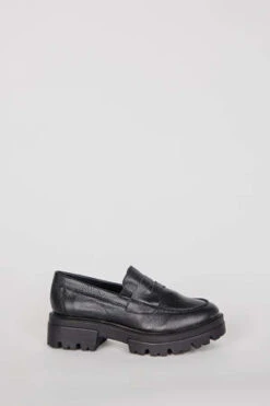 Intentionally BlankTRIO LUG SOLE OXFORD - Black -AGOLDE Shop TRIO LUG SOLE OXFORD 20230830002604 2