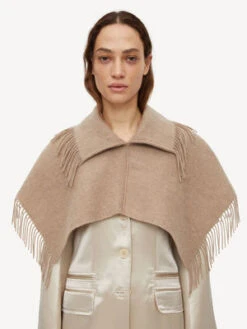 By Malene BirgerTurtla Fringe Bib -AGOLDE Shop Turtla Fringe Bib 20230830225043 1