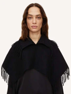 By Malene BirgerTurtla Fringe Bib -AGOLDE Shop Turtla Fringe Bib 20230830225045