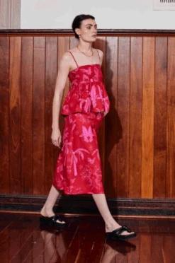 SALASAIWILD TROPICS SKIRT - PINK ISLE PRINT -AGOLDE Shop WILD TROPICS SKIRT PINK ISLE PRINT 20220914050131