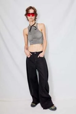 Woodrose DeliAsymmetrical Ruched Crop Top - Grey -AGOLDE Shop Woodrose Deli Asymmetrical Ruched Crop Top Grey 20230928200311